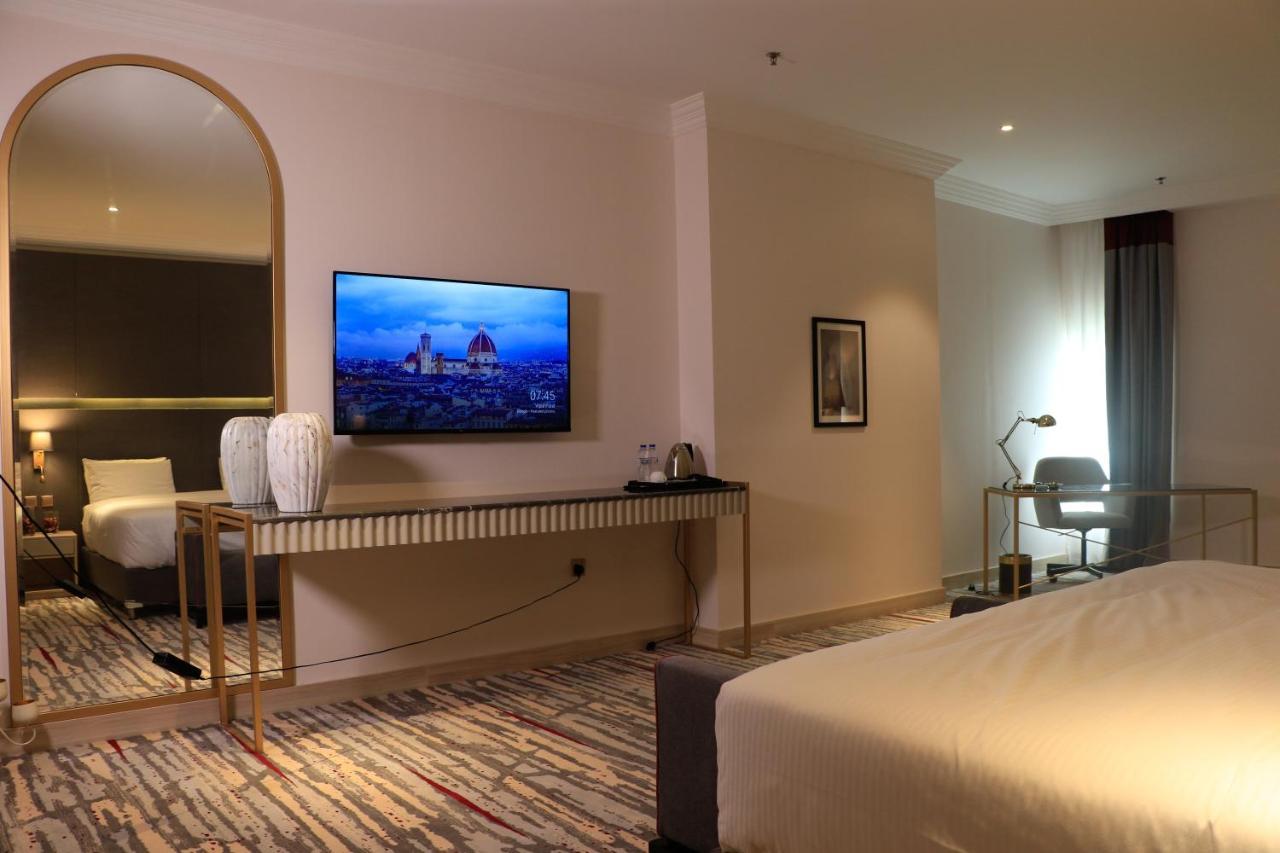 فندق Ramada By Wyndham Doha Old Town المظهر الخارجي الصورة